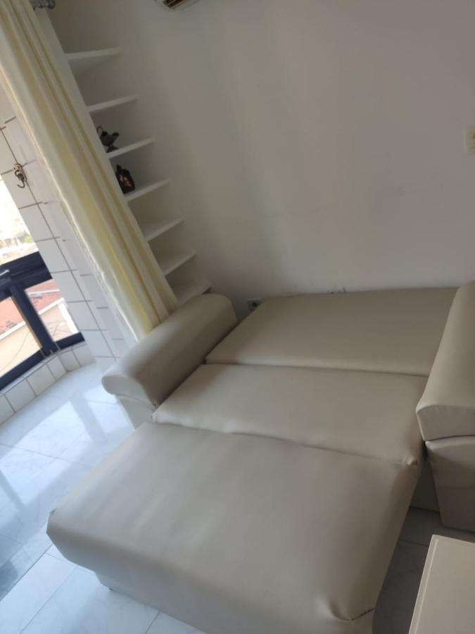 Apartamento Com Varanda E Suite Enseada 과루자 외부 사진