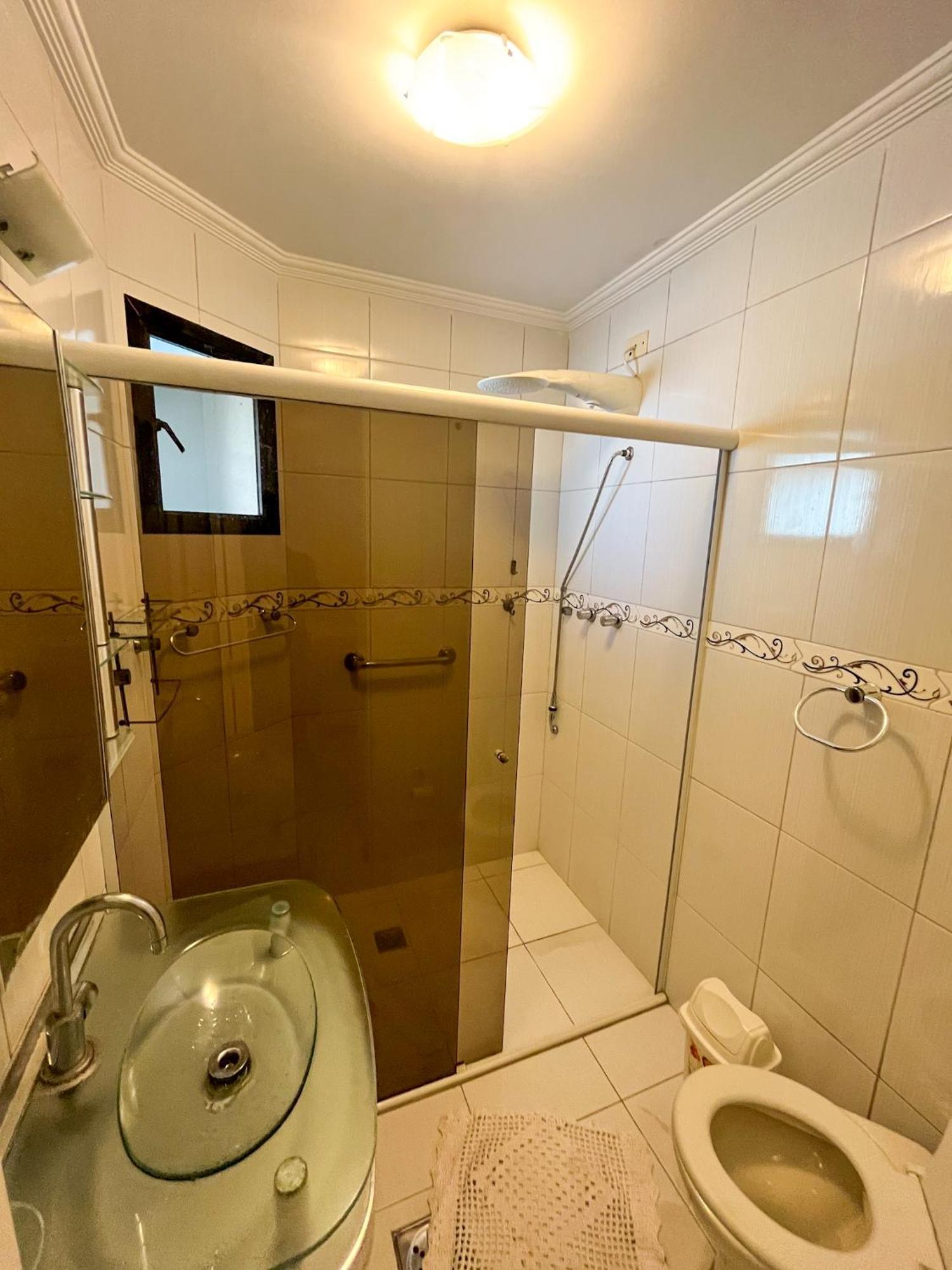 Apartamento Com Varanda E Suite Enseada 과루자 외부 사진